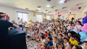 Jizzax viloyat Qo’g’irchoq teatri ijodiy guruhi MTM, DMTM hamda ONMTM tarbiyalanuvchilari huzurida bo’lishdi.