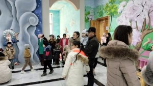 🎭 Jizzax viloyat Qo‘g‘irchoq teatriga tashkilot hodimlarining farzandlari kelishdi.