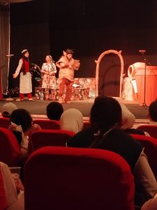 🎭 Ixtisoslashtirilgan maktab o‘quvchilari  Jizzax viloyat qo‘g‘irchoq teatrida